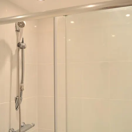 Lägenhet Contemporary 2 Bedroom In City Centre Bristol